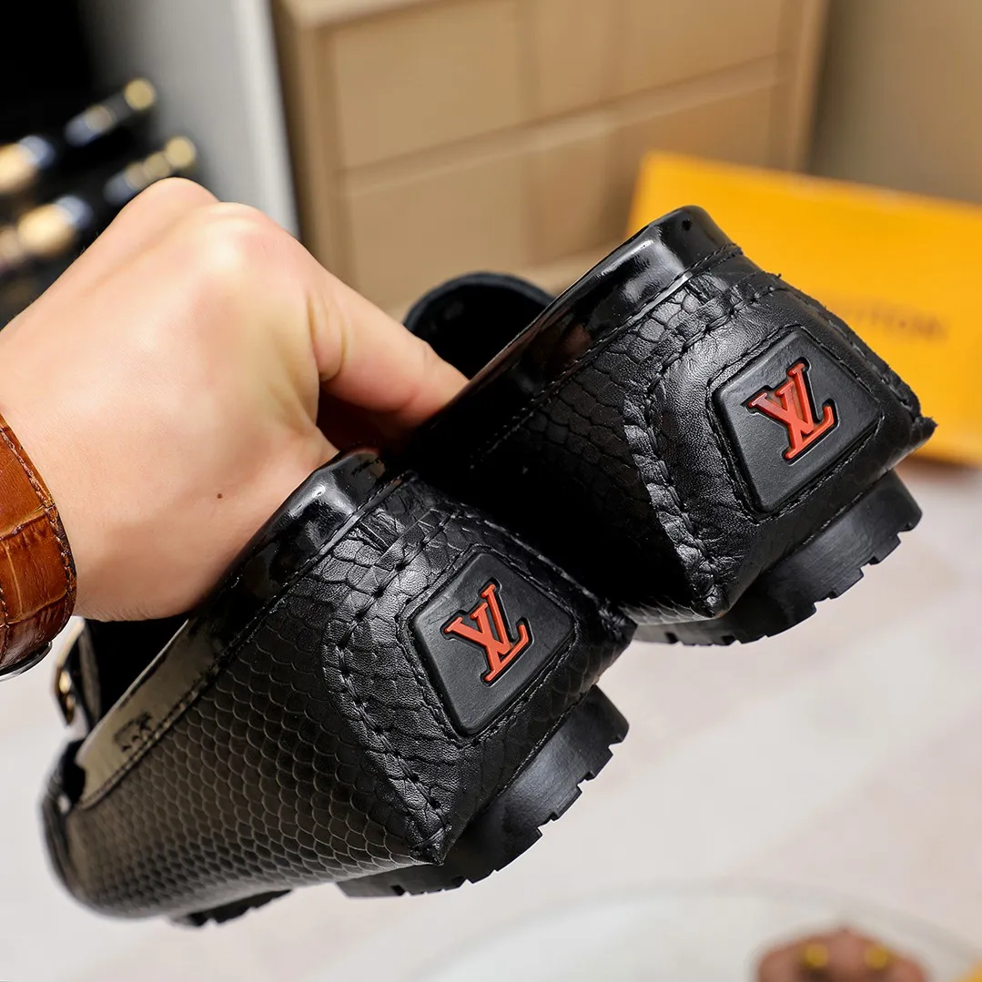 Men's shoes 💰360 💰 LV Louis Vuitton's top-quality Peaches men's shoes 💯Original copy of the official website, the upper is made of imported official website 1:1 material ❌Italian 🇮🇹 cowhide surface, imported pigskin lining. It’s definitely not made with ordinary craftsmanship, it’s the model used by celebrities! The factory’s craftsmanship is designed to create the most perfect shoes for trendy men! Colors available! 38-45 yards